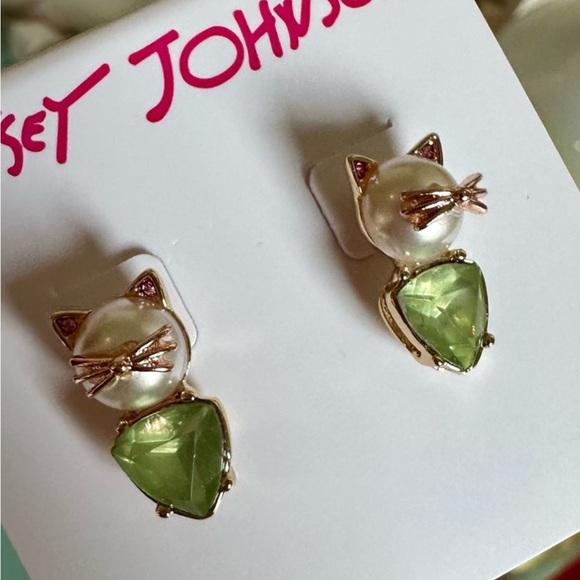 Betsey Johnson Cat stud earrings New - Picture 5 of 8